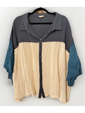 POL Boho Crochet Lace Button Front Top Large Blue Cream Colorblock